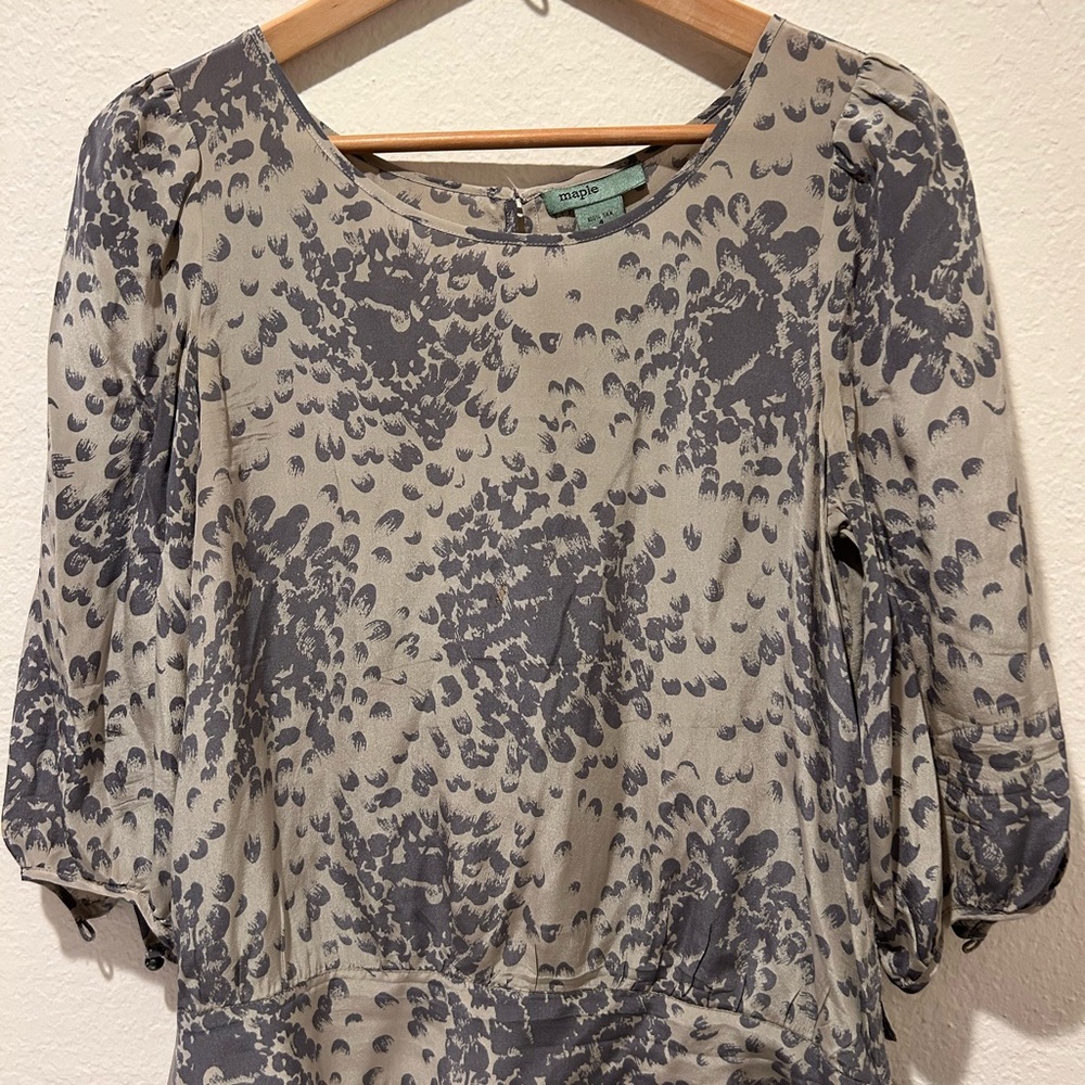 Anthropologie Tan and Brown Graphic Blouse Relaxed Fit
